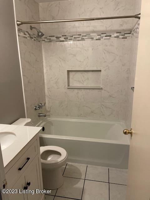 Tiny photo for 10611 Grafton Hall Rd, Louisville, KY 40272 (MLS # 1729614)