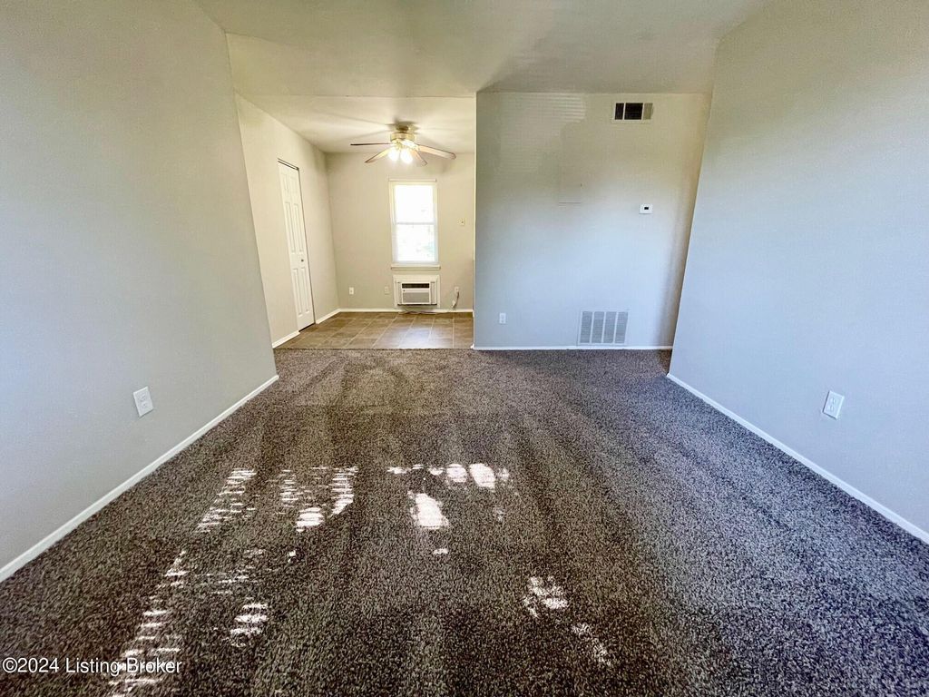 Photo of 9409 La Grange Rd #3, Louisville, KY 40242 (MLS # 1705314)