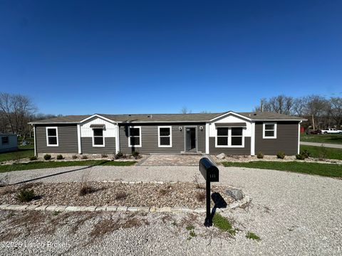 Homes For Sale - 115 E Maple St<br/> Irvington, KY 40146