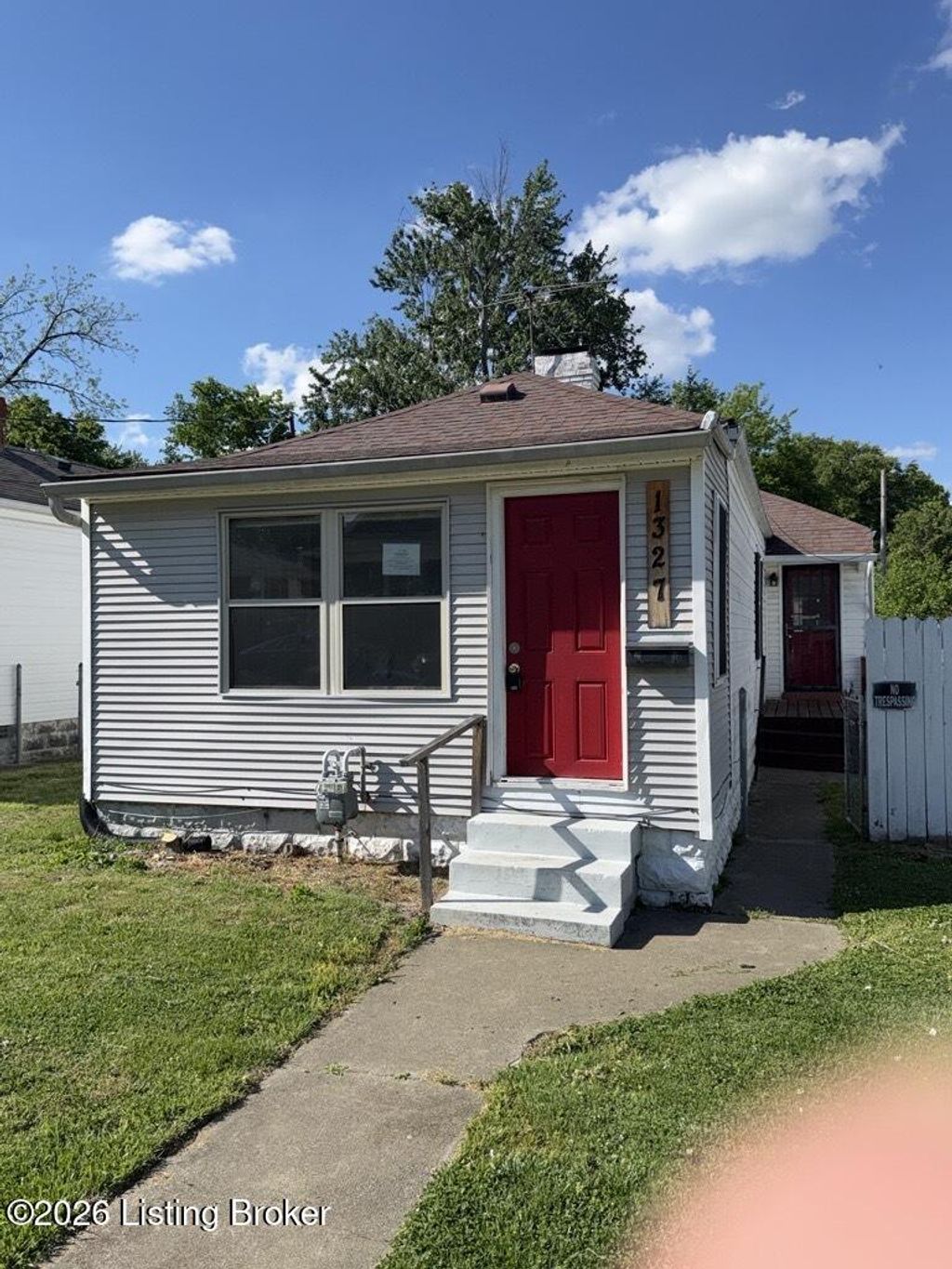 Photo of 1327 Walter Ave, Louisville, KY 40215 (MLS # 1717689)