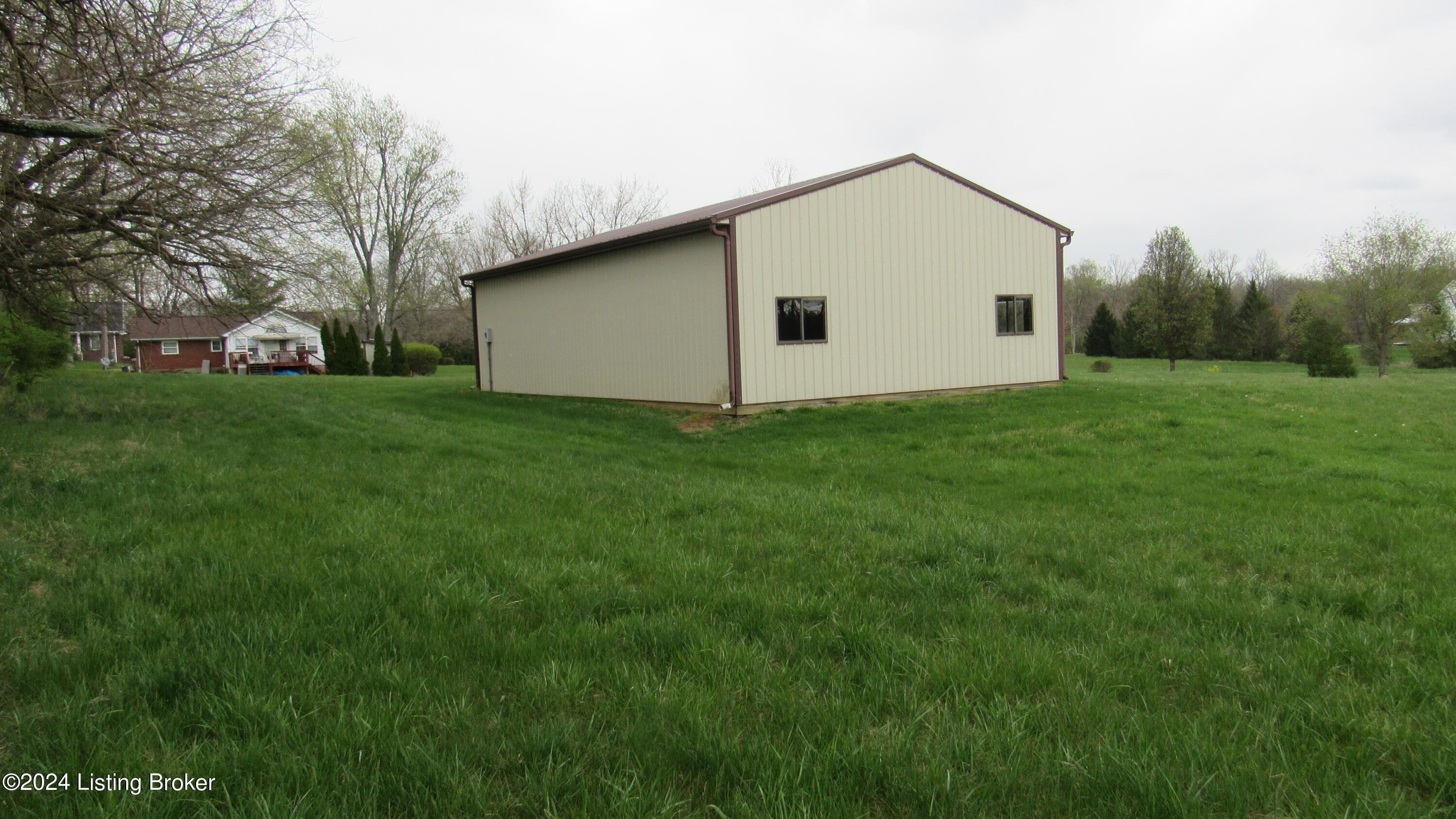 Perry Neal Ln, Crestwood, Kentucky image 19