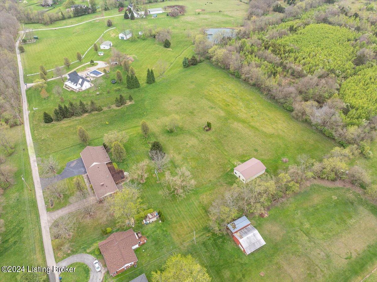 Perry Neal Ln, Crestwood, Kentucky image 10