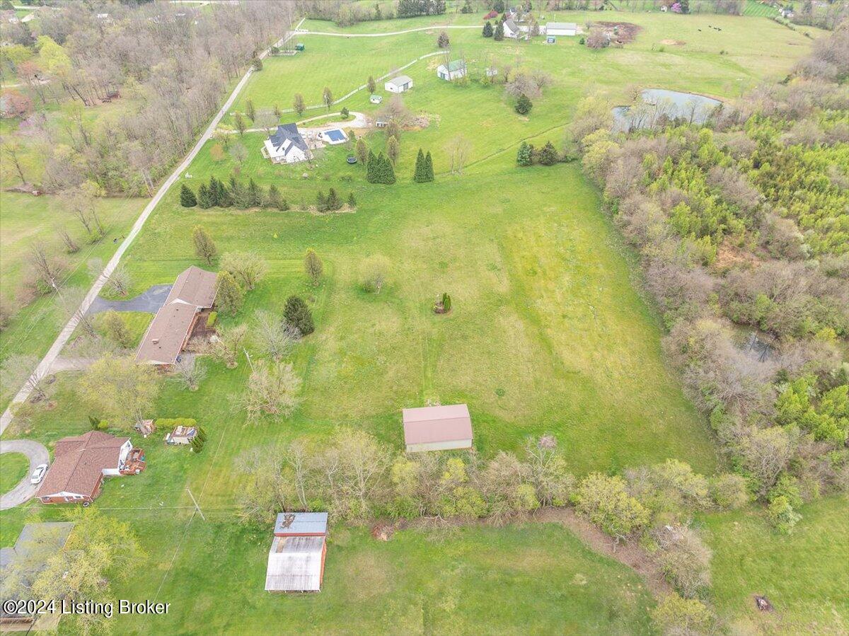 Perry Neal Ln, Crestwood, Kentucky image 9