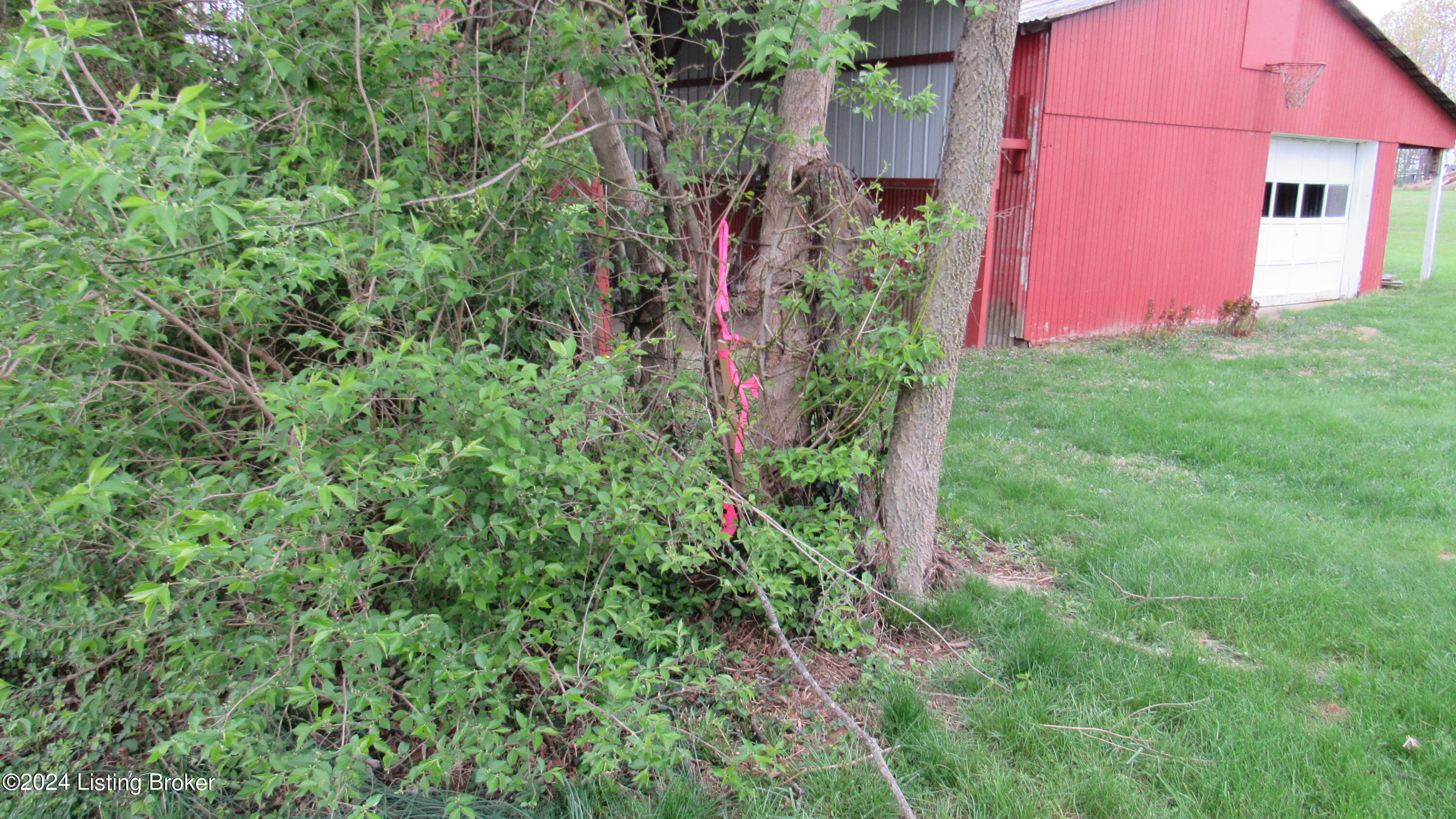 Perry Neal Ln, Crestwood, Kentucky image 21