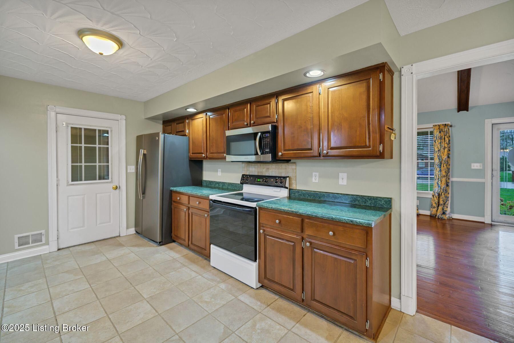 105 Highland Dr, Bardstown, Kentucky image 12