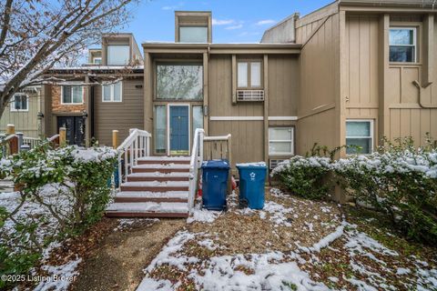 Photo of 13909 Harbour Pl, Prospect, KY 40059 (MLS # 1704841)