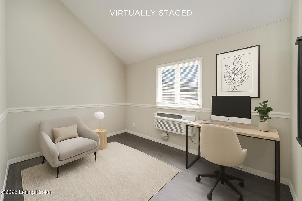 Photo of 13909 Harbour Pl, Prospect, KY 40059 (MLS # 1704841)