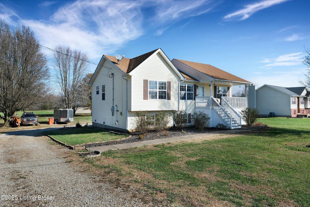 Photo of 78 Rolling Heights Blvd, Rineyville, KY 40162 (MLS # 1704540)