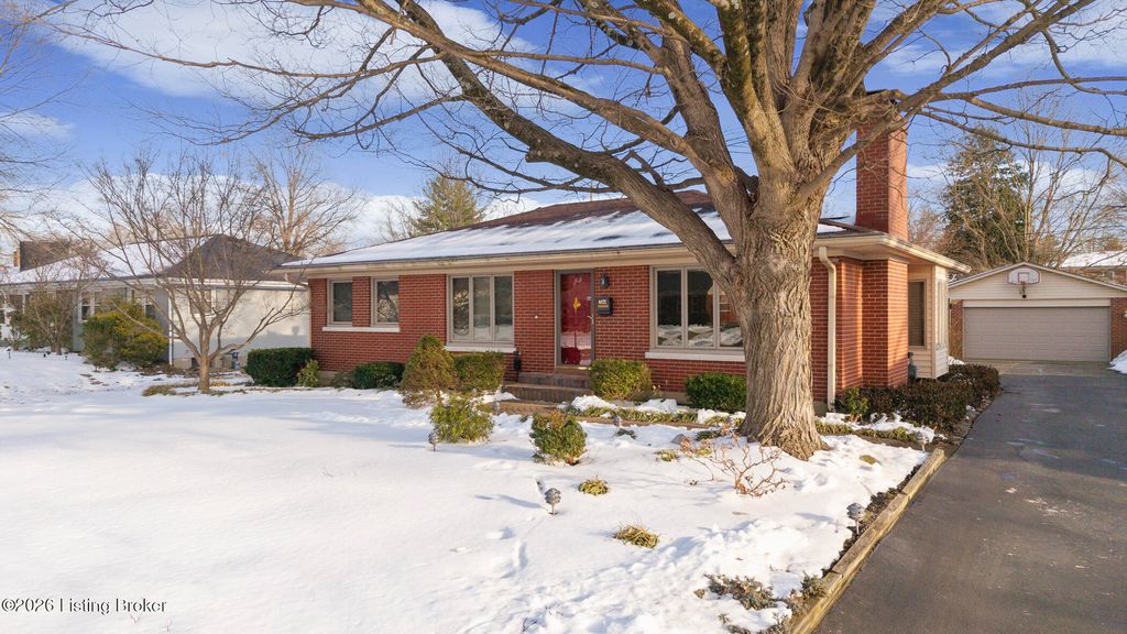 Photo of 4422 Mount Vernon Rd, Louisville, KY 40220 (MLS # 1708729)