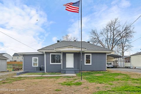 Photo of 3704 Susan Ln, Louisville, KY 40229 (MLS # 1704530)