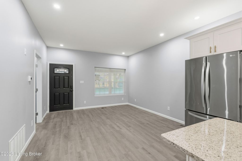 Photo of 4202 S Brook St, Louisville, KY 40214 (MLS # 1707861)