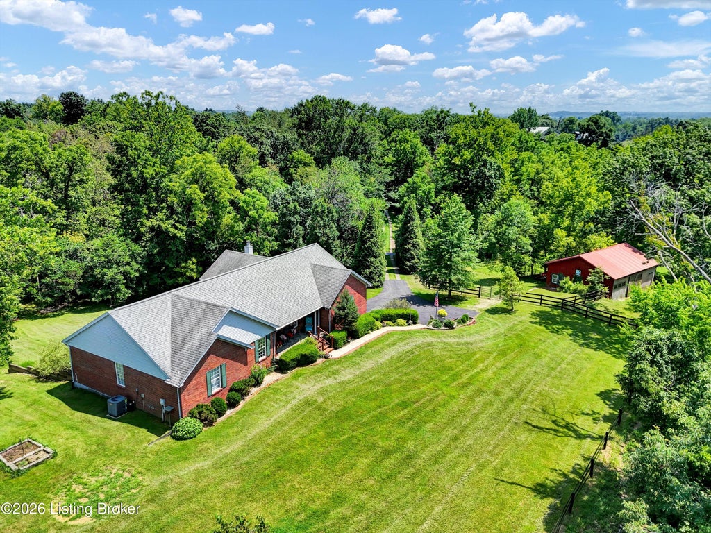 Photo of 5494 Old Sligo Rd, La Grange, KY 40031 (MLS # 1722666)