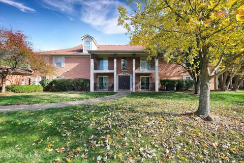 Photo of 701 Forest Park Rd, Louisville, KY 40223 (MLS # 1704712)