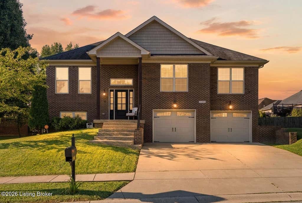 Photo of 1505 Overlook Cir, Shelbyville, KY 40065 (MLS # 1726665)