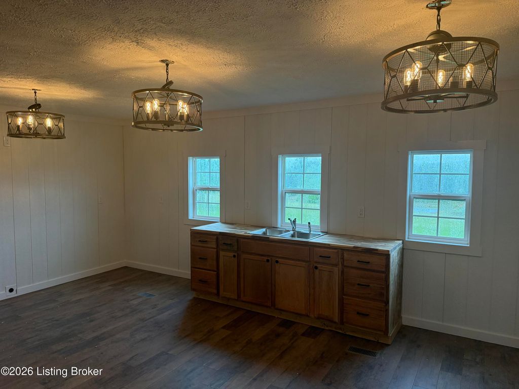 Photo of 6563 State Hwy 401, Garfield, KY 40140 (MLS # 1718204)