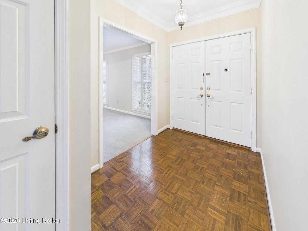 Photo of 3805 Bigelow Dr, Jeffersontown, KY 40299 (MLS # 1706052)