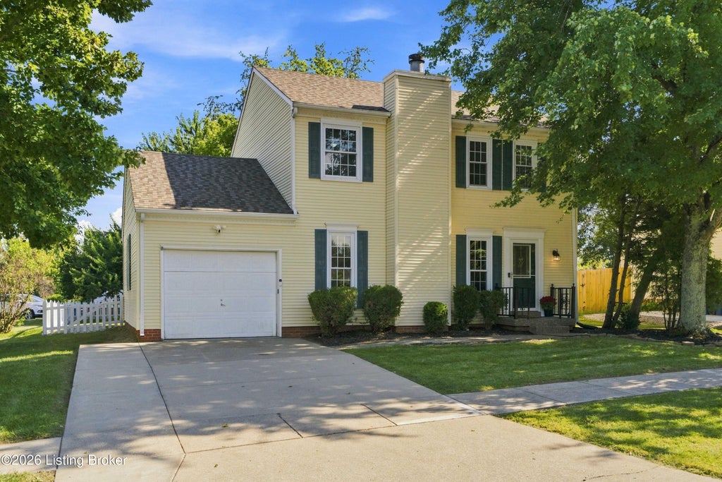 Photo of 220 Rolling Ridge Way, Simpsonville, KY 40067 (MLS # 1727753)