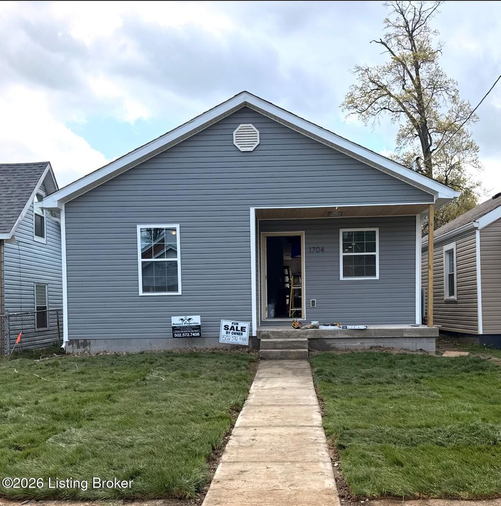Photo of 1704 Bicknell Ave, Louisville, KY 40215 (MLS # 1713473)