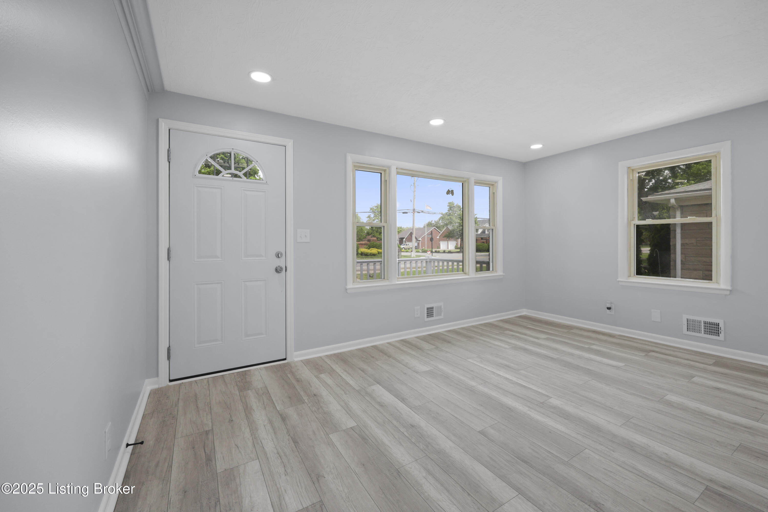 7813 Terry Rd, Louisville, Pennsylvania image 4