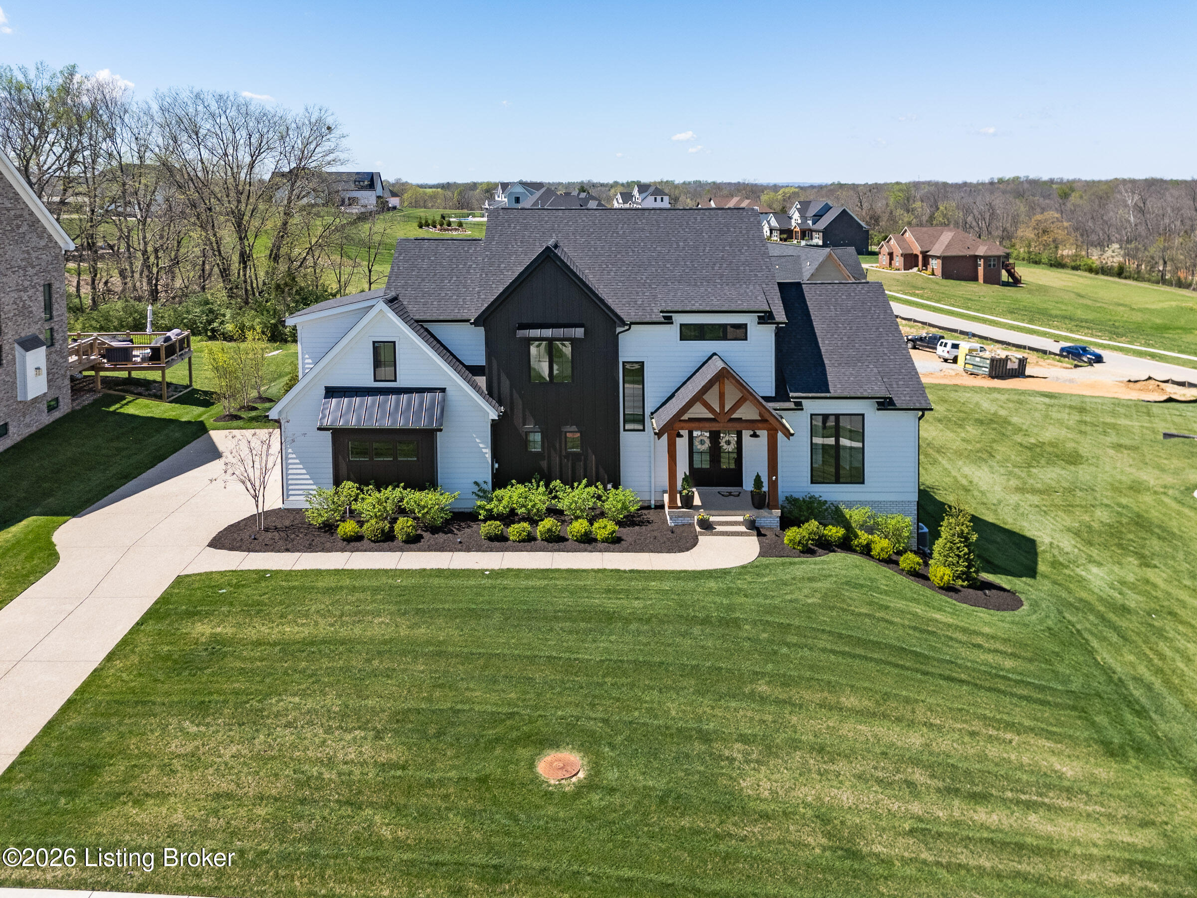 7389 Edith Way