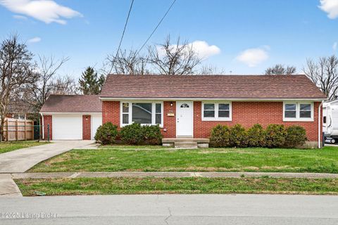 Photo of 1910 Dixie Garden Dr, Louisville, KY 40272 (MLS # 1704648)