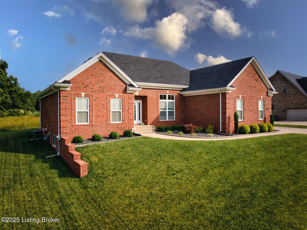 Photo of 1622 Church Side Dr, Goshen, KY 40026 (MLS # 1689809)