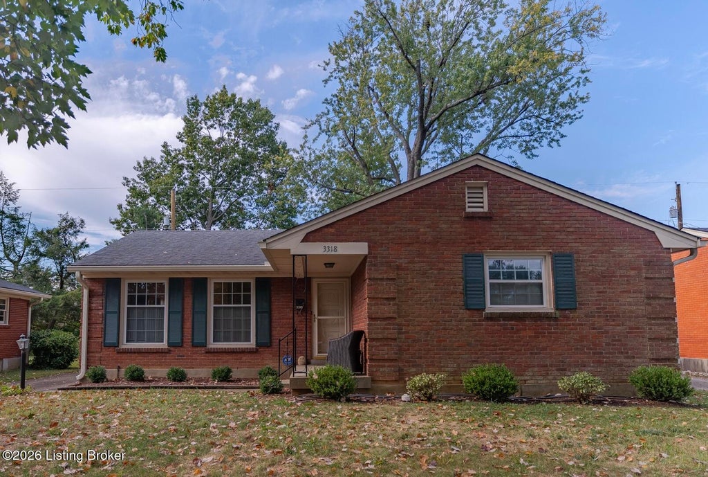 Photo of 3318 Cawein Way, Louisville, KY 40220 (MLS # 1731717)