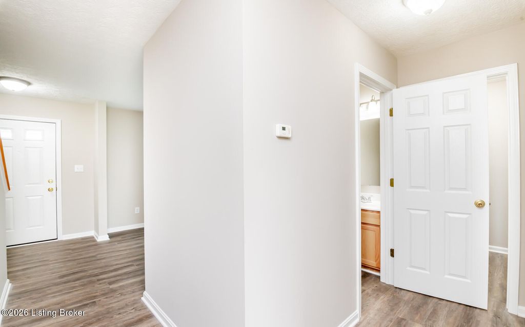 Photo of 2013 Cherry Creek Rd, La Grange, KY 40031 (MLS # 1715444)