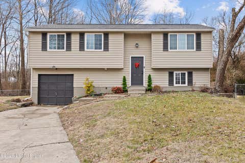 Homes For Sale - 8412 Calm Ln<br/> Louisville, KY 40219