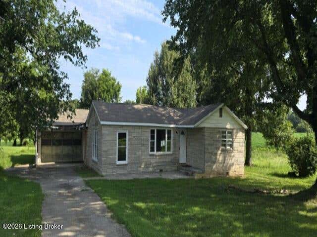 Photo of 7015 Clinton Rd, Paducah, KY 42001 (MLS # 1726580)