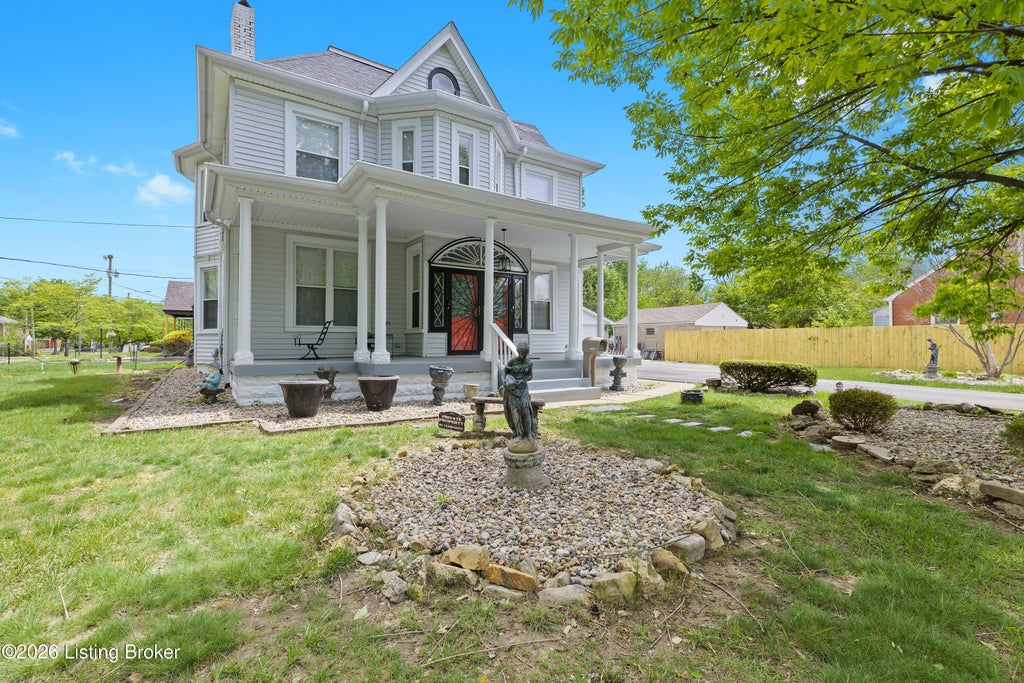 Photo of 4803 S 6th St, Louisville, KY 40214 (MLS # 1732218)