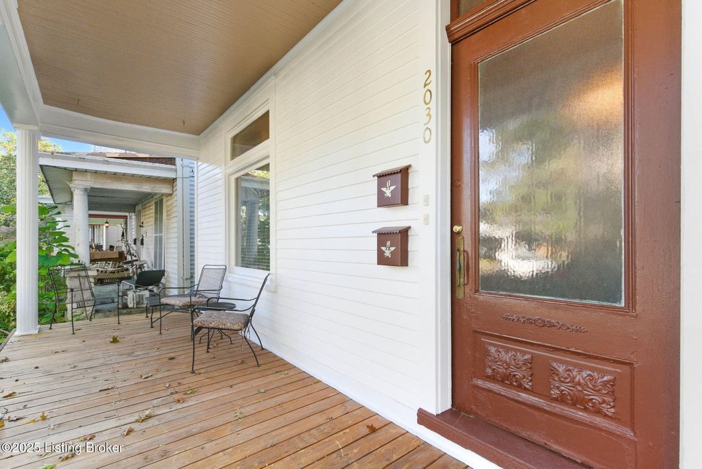 Photo of 2030 Sherwood Ave, Louisville, KY 40205 (MLS # 1701519)