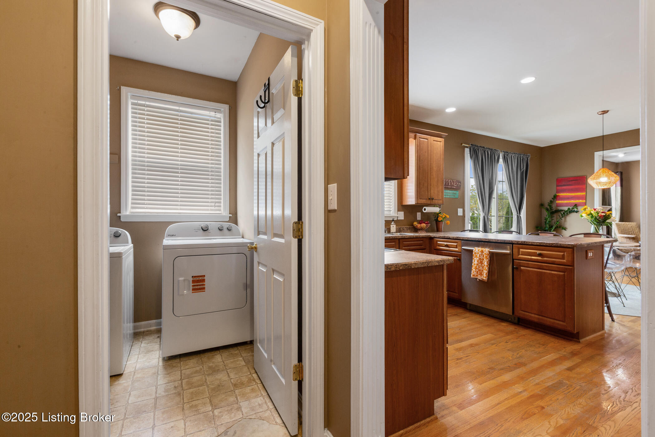 2132 Golfview Ct, La Grange, Pennsylvania image 20