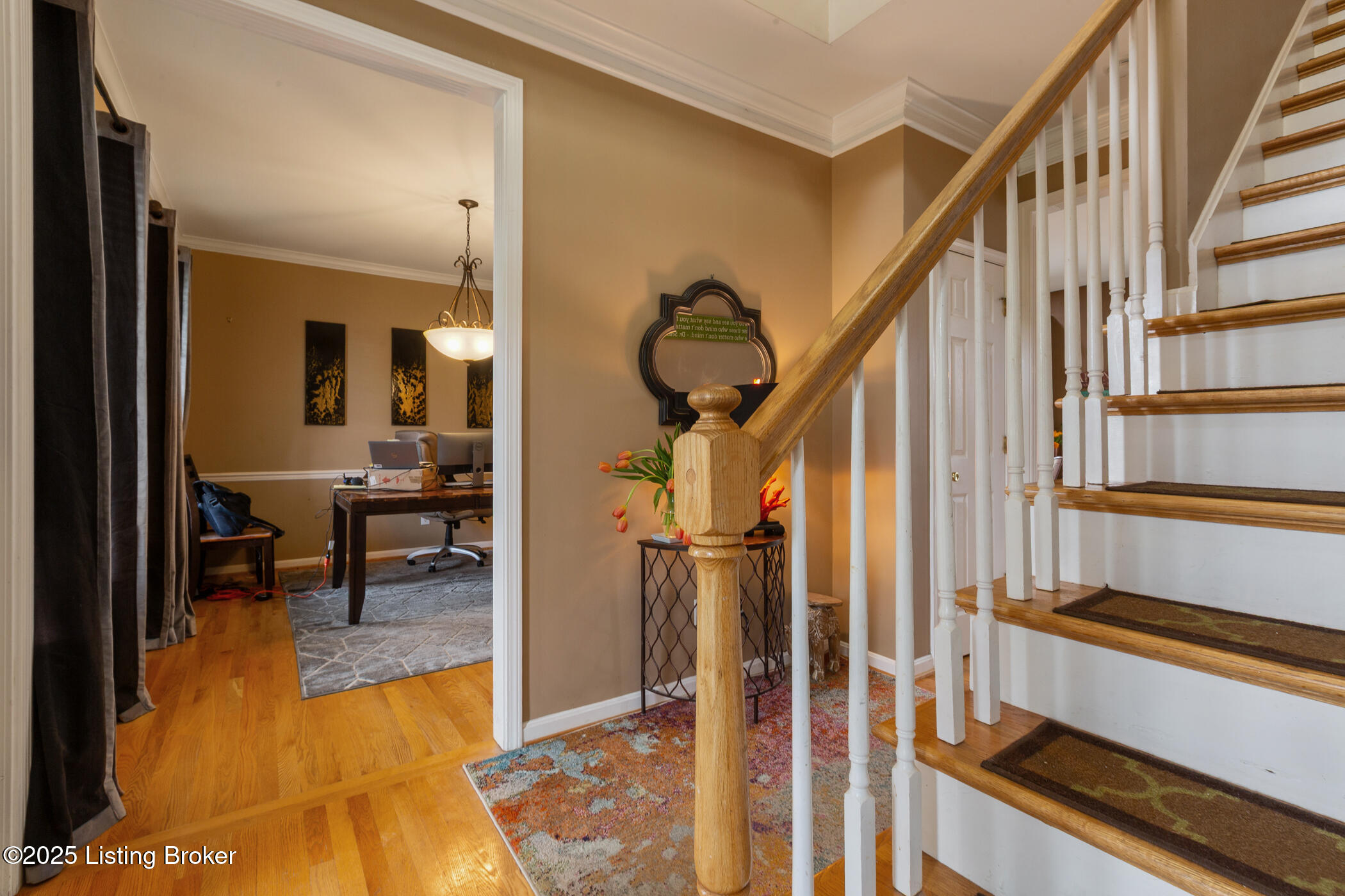2132 Golfview Ct, La Grange, Pennsylvania image 9