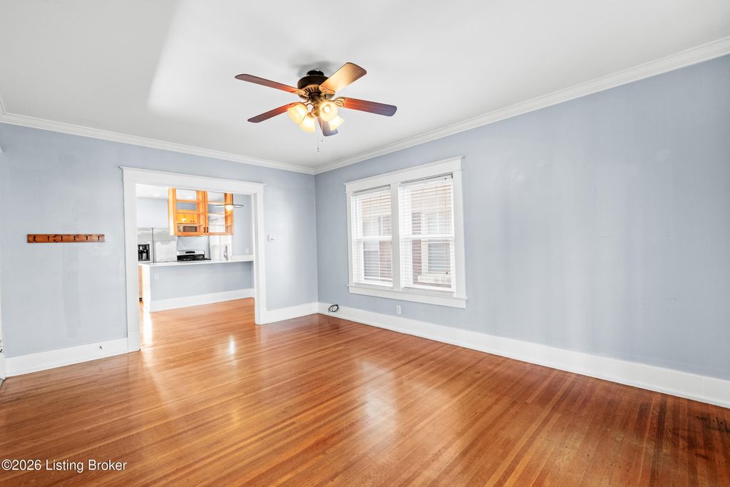 Photo of 2008 Murray Ave #APT 3, Louisville, KY 40205 (MLS # 1706408)