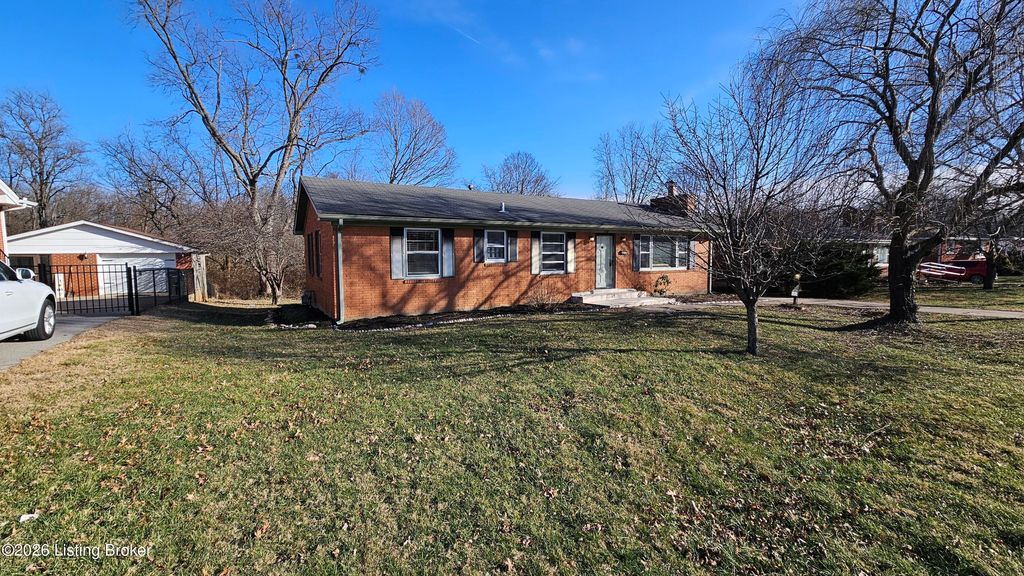 Photo of 3131 Marlin Rd, Louisville, KY 40220 (MLS # 1713430)