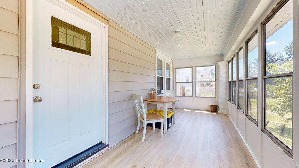 Photo of 4137 Sherman Ave, Louisville, KY 40213 (MLS # 1719623)