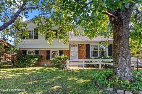 Photo of 6905 S Watterson Trail, Louisville, KY 40291 (MLS # 1701116)