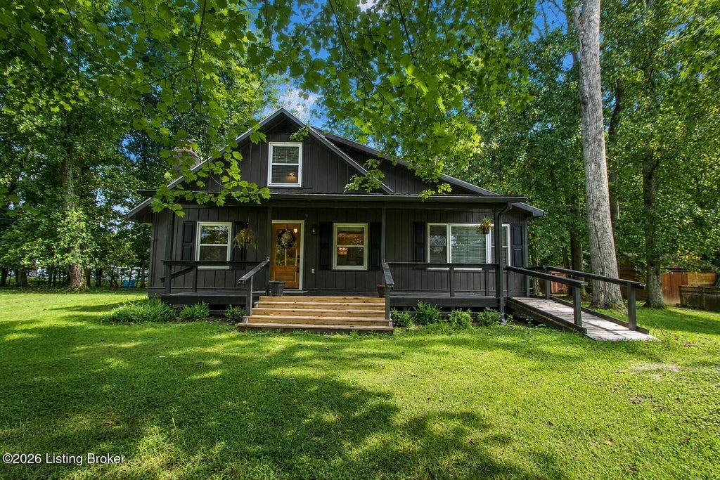 Photo of 560 Swan Ct, Perry Park, KY 40363 (MLS # 1727801)
