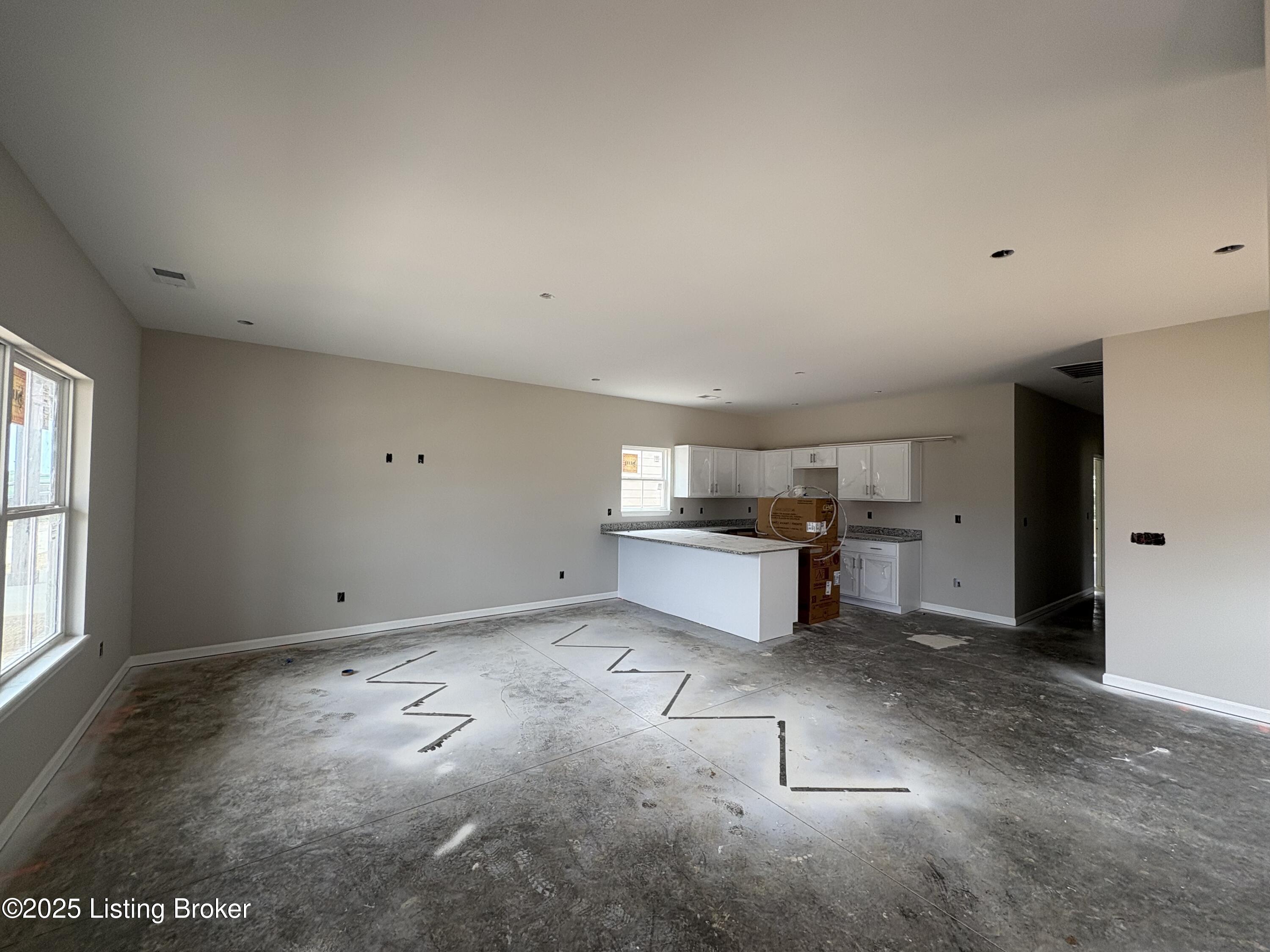 834 Rosemary Ln, La Grange, Kentucky image 2