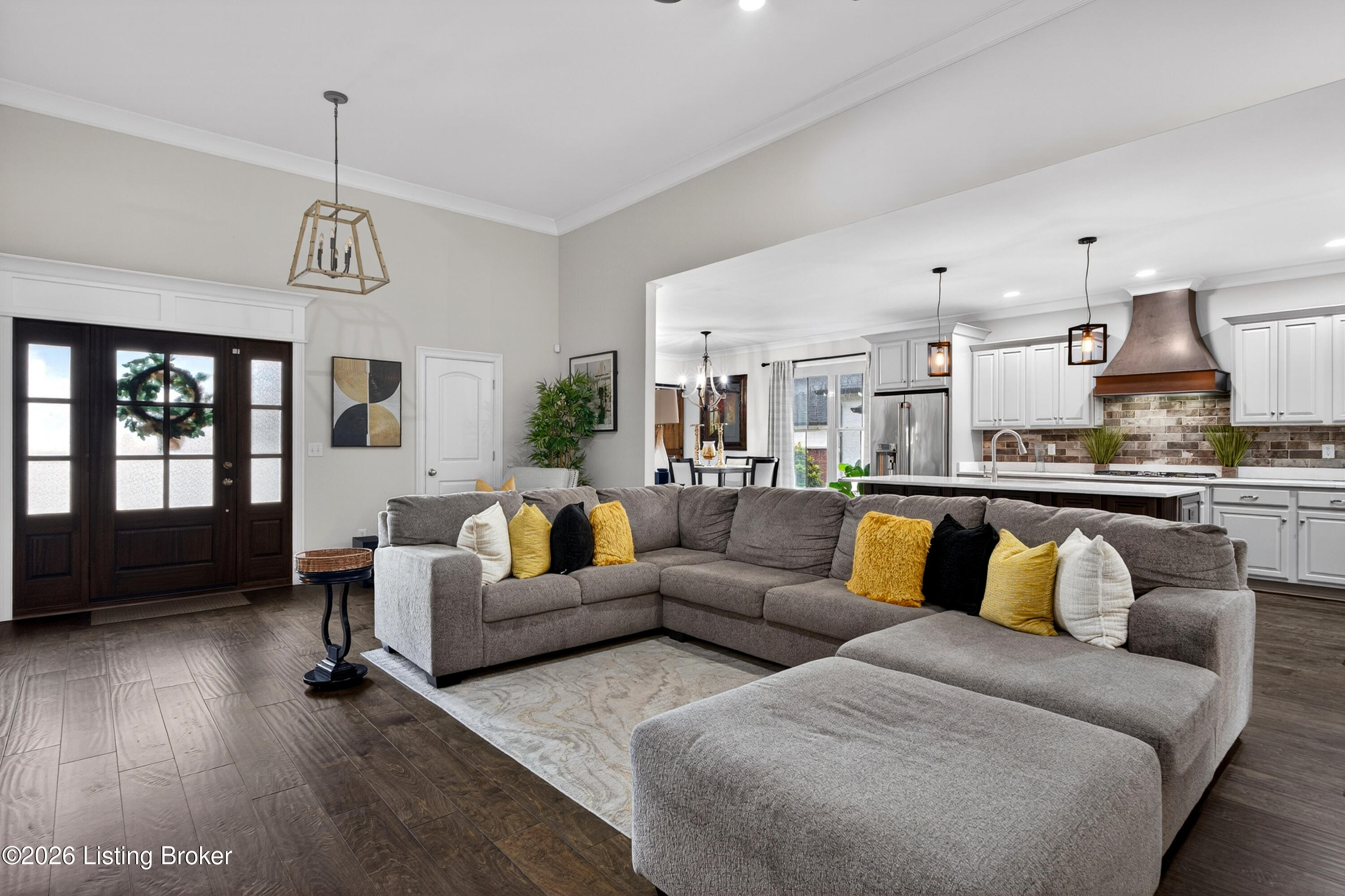 216 Locust Park Pl