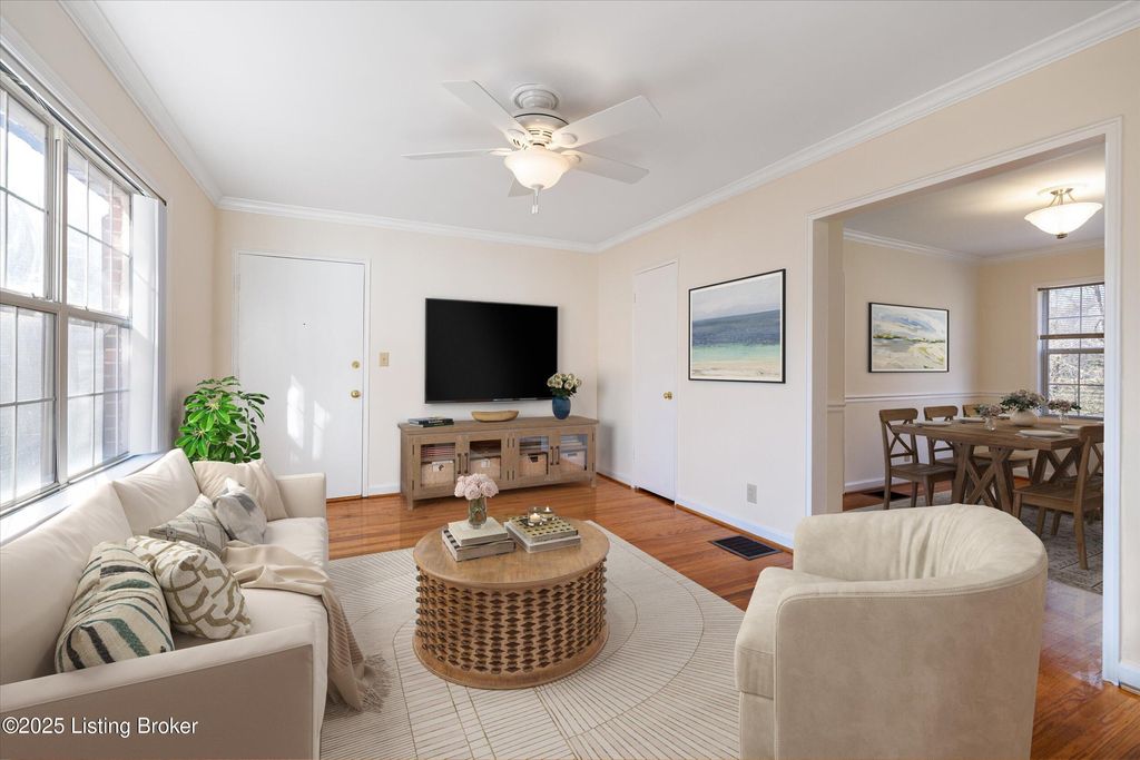 Photo of 114 Crescent Ave #APT D1, Louisville, KY 40206 (MLS # 1705257)