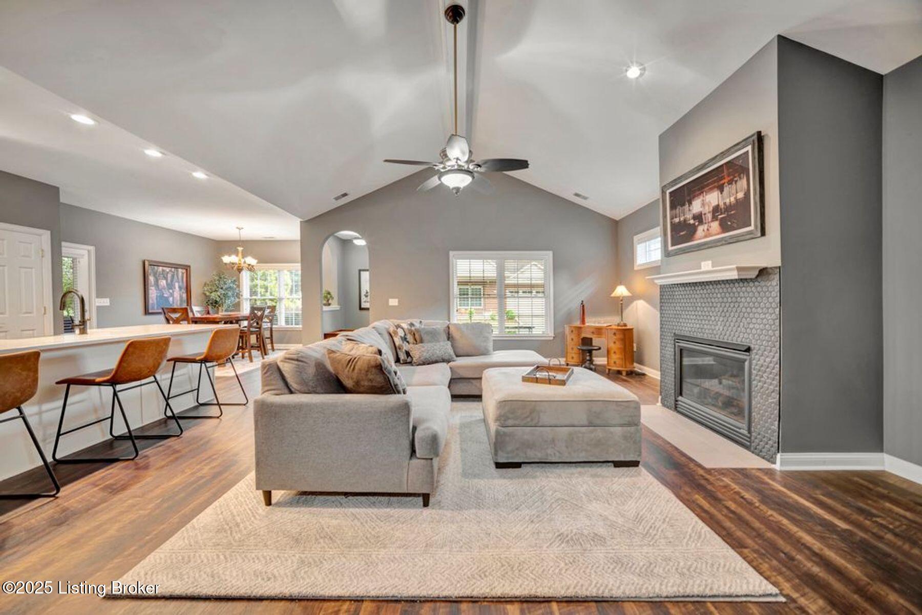 8107 Hidden Brook Ct, Louisville, Pennsylvania image 3