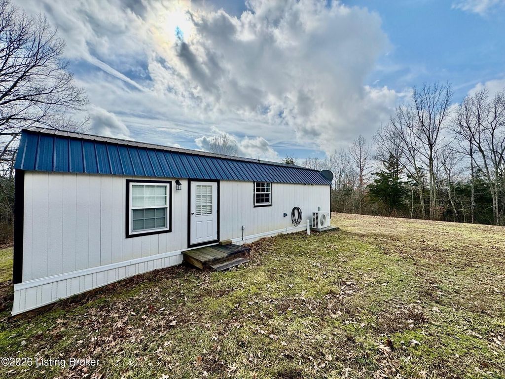 Photo of 13091 Seaville Rd, Harrodsburg, KY 40330 (MLS # 1710295)