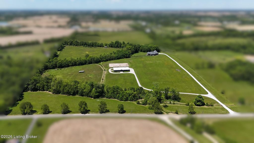 Photo of 741 Flood Rd, Shelbyville, KY 40065 (MLS # 1718367)