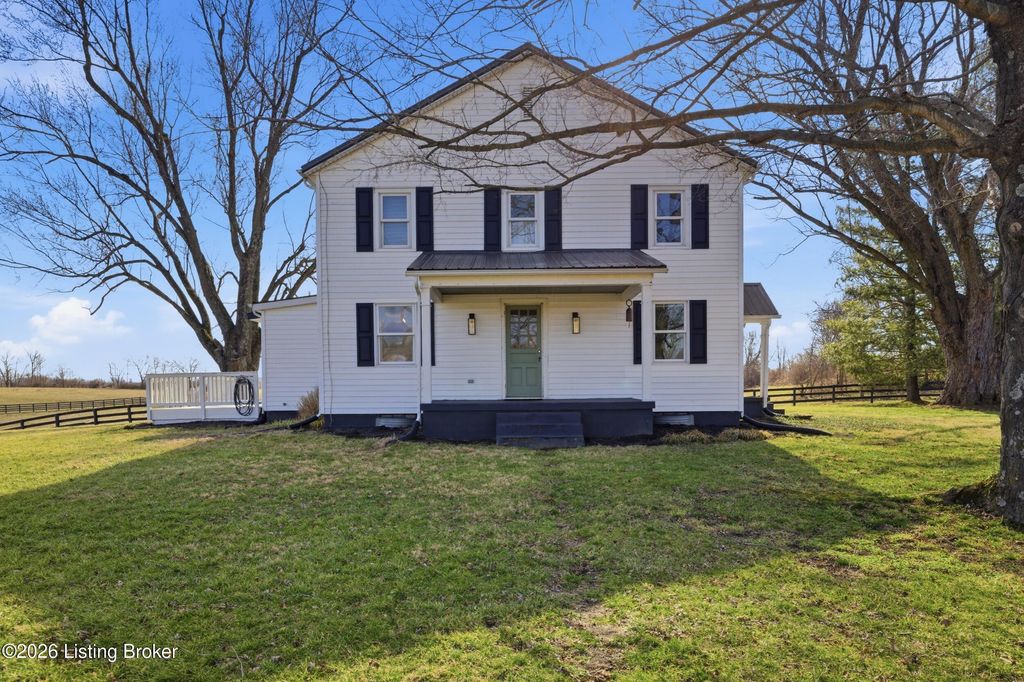 Photo of 134 Shepherd Ln, Cynthiana, KY 41031 (MLS # 1712384)