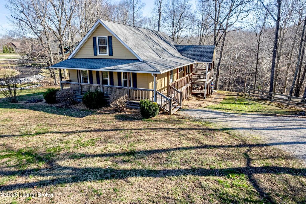 Photo of 628 Patriots Landing Ln, Falls Of Rough, KY 40119 (MLS # 1712117)