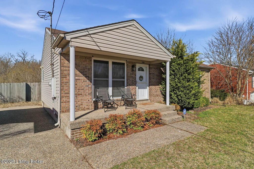 Photo of 12976 E Orell Rd, Louisville, KY 40272 (MLS # 1710308)