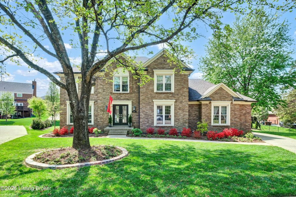 Photo of 11002 Fox Moore Ct, Louisville, KY 40223 (MLS # 1714152)