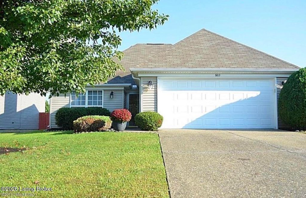 Photo of 6813 Woodhaven Pl Dr, Louisville, KY 40228 (MLS # 1710298)